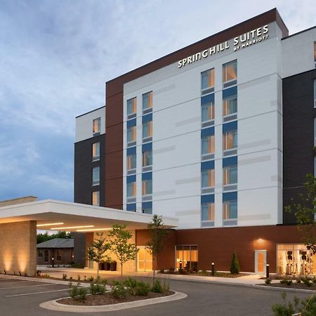 Springhill Suites By Marriott Milwaukee West/Wauwatosa Dış mekan fotoğraf