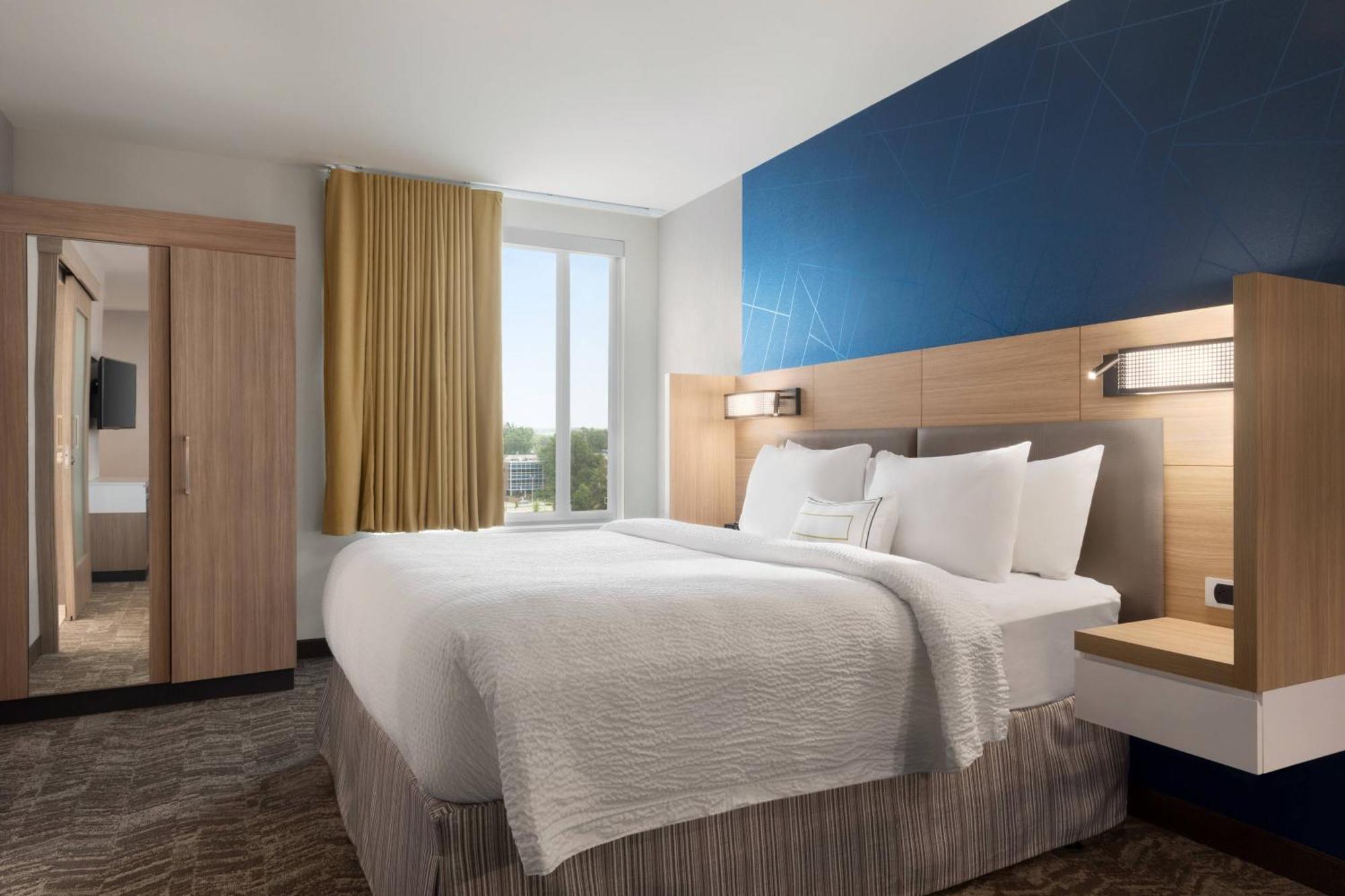 Springhill Suites By Marriott Milwaukee West/Wauwatosa Dış mekan fotoğraf