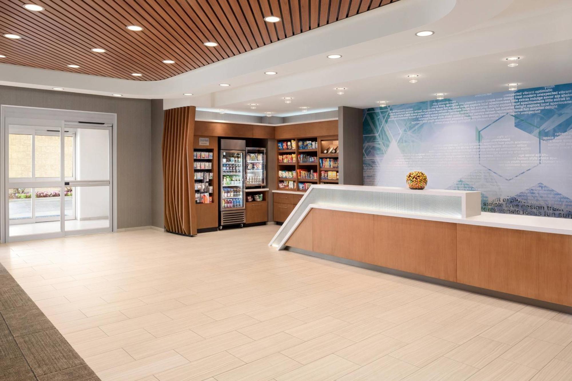 Springhill Suites By Marriott Milwaukee West/Wauwatosa Dış mekan fotoğraf