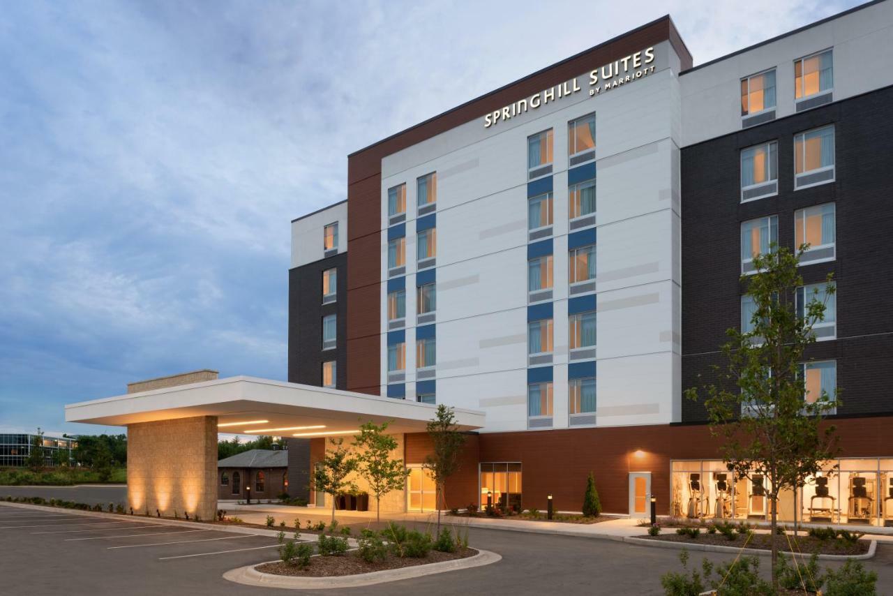 Springhill Suites By Marriott Milwaukee West/Wauwatosa Dış mekan fotoğraf
